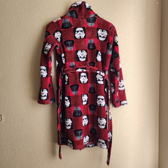 Star Wars Stormtrooper Red and Black Belted Bathrobe - Picture 8 of 8